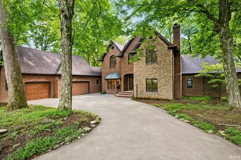 3712 E Devonshire Ln, Bloomington, IN 47408