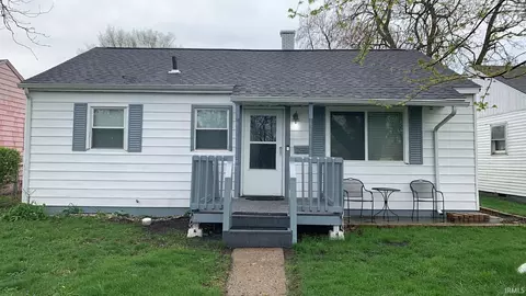 138 N Illinois St, South Bend, IN 46619