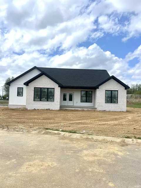 9015 Walter Tell Ln, Tell City, IN 47586