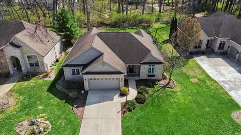 18488 Summer Wind Ln, South Bend, IN 46637