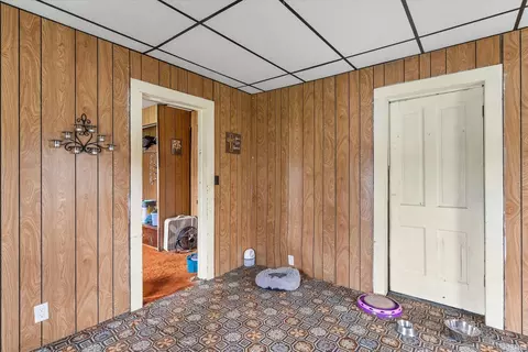 Entry Way - 301 E Lincoln St, Ashley, IN 46705 photo 4 of 4