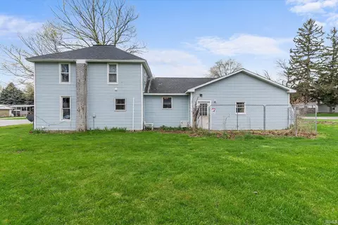 Exterior - 301 E Lincoln St, Ashley, IN 46705 photo 6 of 7