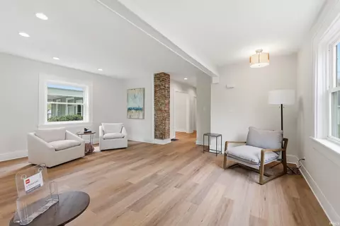 229 Center St, Fort Wayne, IN 46808