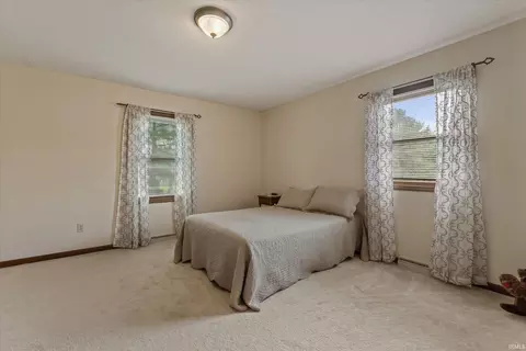 Bedroom - 15810 Walnut Pointe Pointe, Granger, IN 46530 photo 3 of 8