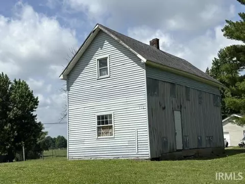 506 S Howard St, Oxford, IN 47971
