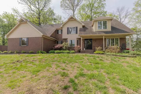 305 Key West Dr, Evansville, IN 47712