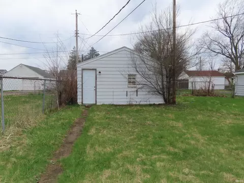 1321 Eclipse Pl, South Bend, IN 46628 photo 8