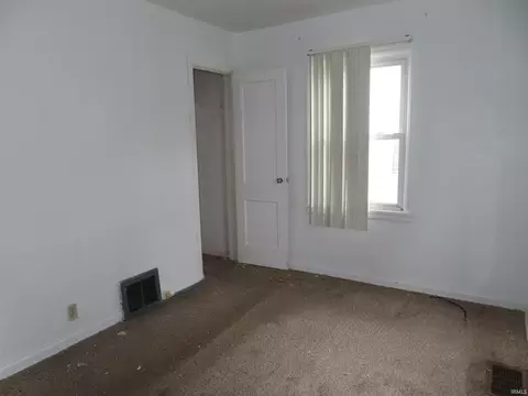 1321 Eclipse Pl, South Bend, IN 46628 photo 5