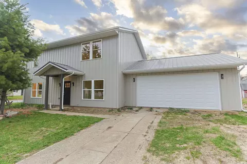 4024 Addison St, South Bend, IN 46614