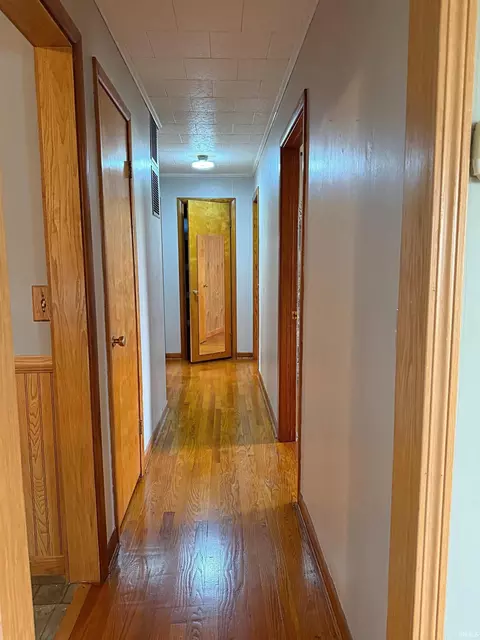 Entry Way - 626 Elnora St, Odon, IN 47562 photo 1 of 1