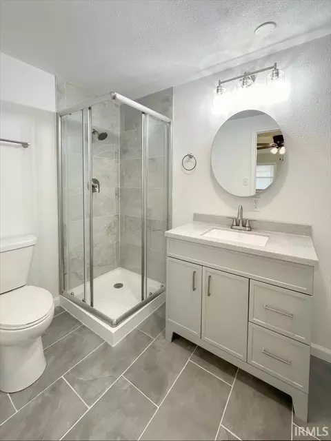 Bath - 9 Boulevard, Peru, IN 46970 photo 1 of 3