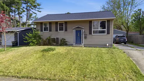 2304 Ottawa Dr, Lafayette, IN 47909