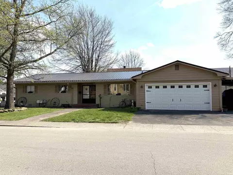 168 E North St, Spencer, IN 47460