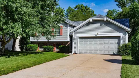 3120 Thomas Dr, Lafayette, IN 47909