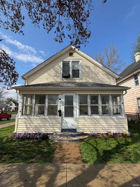 134 W Battell St, Mishawaka, IN 46545