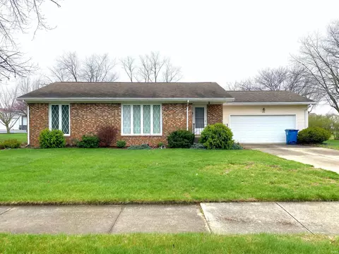 1315 Rochester Blvd, Rochester, IN 46975