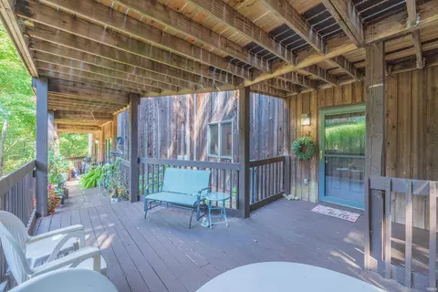 1847 Eagle Bay Dr, Bloomington, IN 47401