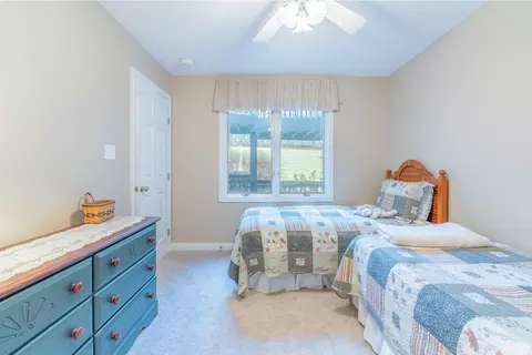 Bedroom - 1847 Eagle Bay Dr, Bloomington, IN 47401 photo 4 of 5