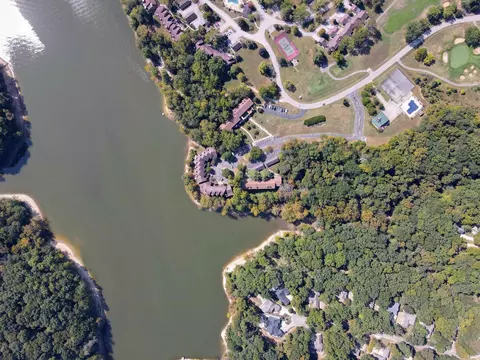 View/Area - 1847 Eagle Bay Dr, Bloomington, IN 47401 photo 3 of 5