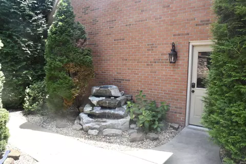 Exterior - 1332 Cobblestone Rd, Jasper, IN 47546 photo 4 of 4