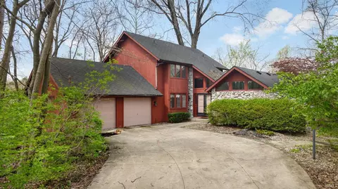 51522 Bridgewater Ct, South Bend, IN 46637