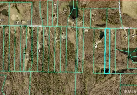 833 Mt Gilead Rd, Boonville, IN 47601