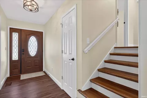 Entry Way - 2302 E Arden Dr, Bloomington, IN 47401 photo 2 of 2