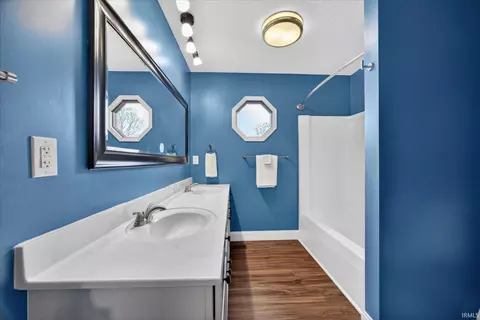 Bath - 2302 E Arden Dr, Bloomington, IN 47401 photo 2 of 4