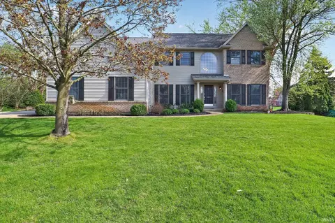 51801 Westport Ct, Granger, IN 46530