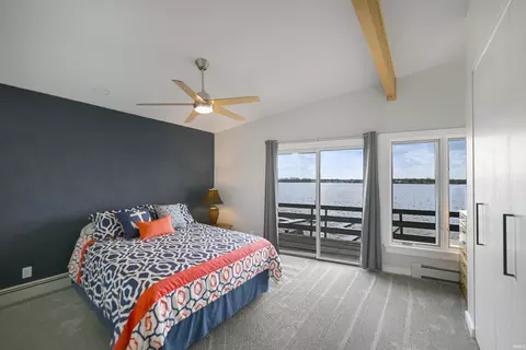 Bedroom - 1043 E Northshore Dr, Syracuse, IN 46567 photo 1 of 4