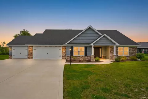 113 Paul Ct, Roanoke, IN 46783