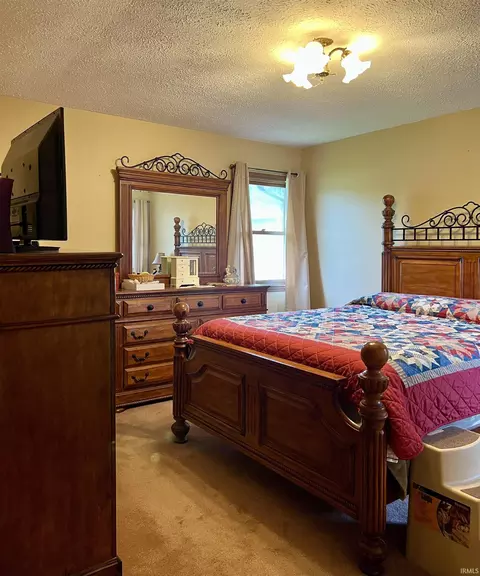 Bedroom - 1430 Hancock Ave, Mitchell, IN 47446 photo 2 of 7