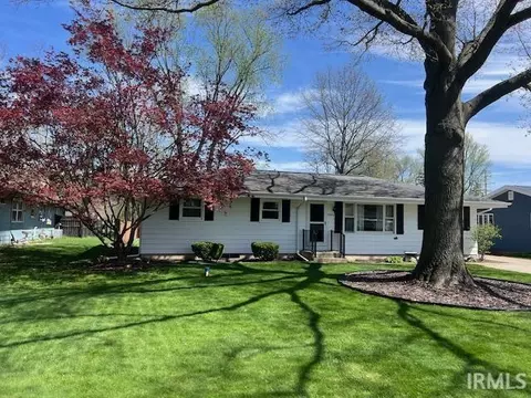 54426 32nd St, South Bend, IN 46635