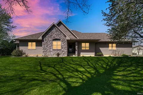 14830 12th Rd, Plymouth, IN 46563