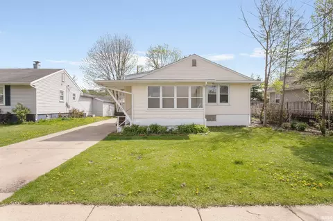 2604 Normandy Dr, Mishawaka, IN 46545