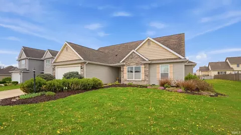 1119 Wescott Dr, Fort Wayne, IN 46818