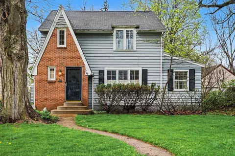 1707 W Hamilton St, South Bend, IN 46628