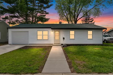 526 Lakeland Ave, Monticello, IN 47960