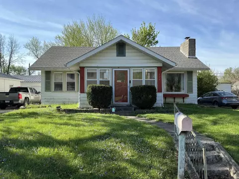 524 E Kickapoo, Hartford City, IN 47348