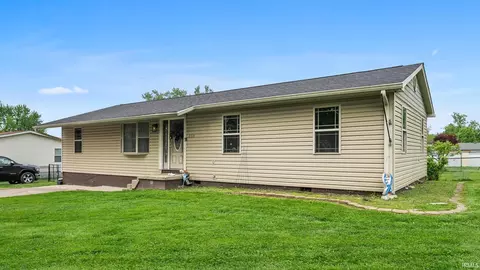 Exterior - 2713 U St, Bedford, IN 47421 photo 3 of 6