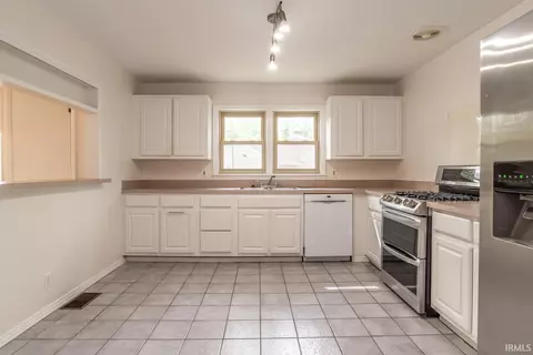 Kitchen - 1017 S Mitchell St, Bloomington, IN 47401 photo 1 of 2
