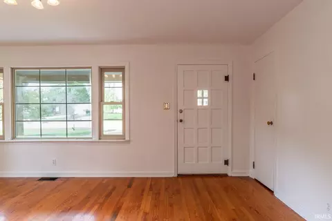 Entry Way - 1017 S Mitchell St, Bloomington, IN 47401 photo 2 of 4
