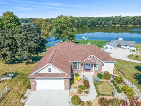 0781 E Willow Ln, Wawaka, IN 46794