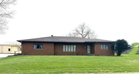 5660 E 400 N St, Monticello, IN 47960