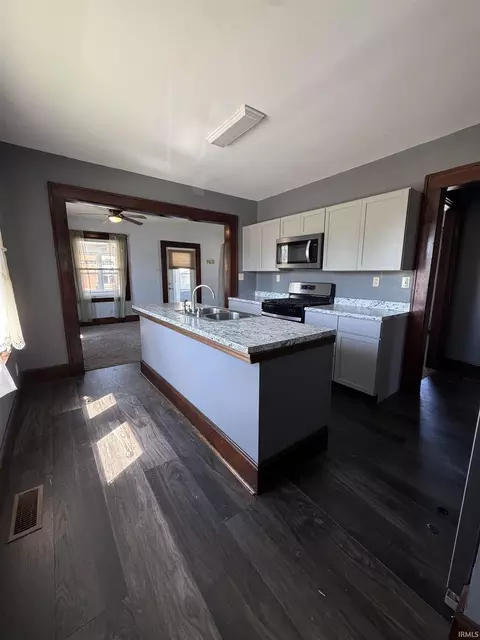 Kitchen - 8006 E Main St, Dugger, IN 47848 photo 6 of 6