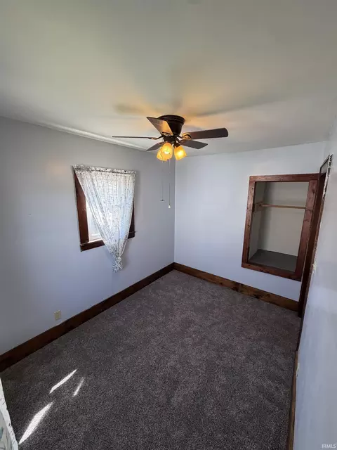 Bedroom - 8006 E Main St, Dugger, IN 47848 photo 3 of 6