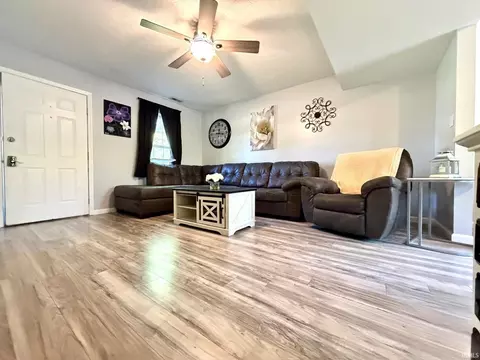 Living - 154 J Hunter Dr, Bedford, IN 47421 photo 3 of 4