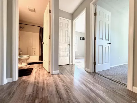Entry Way - 154 J Hunter Dr, Bedford, IN 47421 photo 1 of 1
