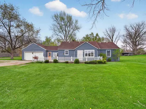 1205 Mayfield Rd, Fort Wayne, IN 46825