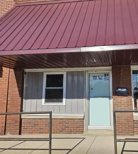 88 W Vincennes St, Linton, IN 47441